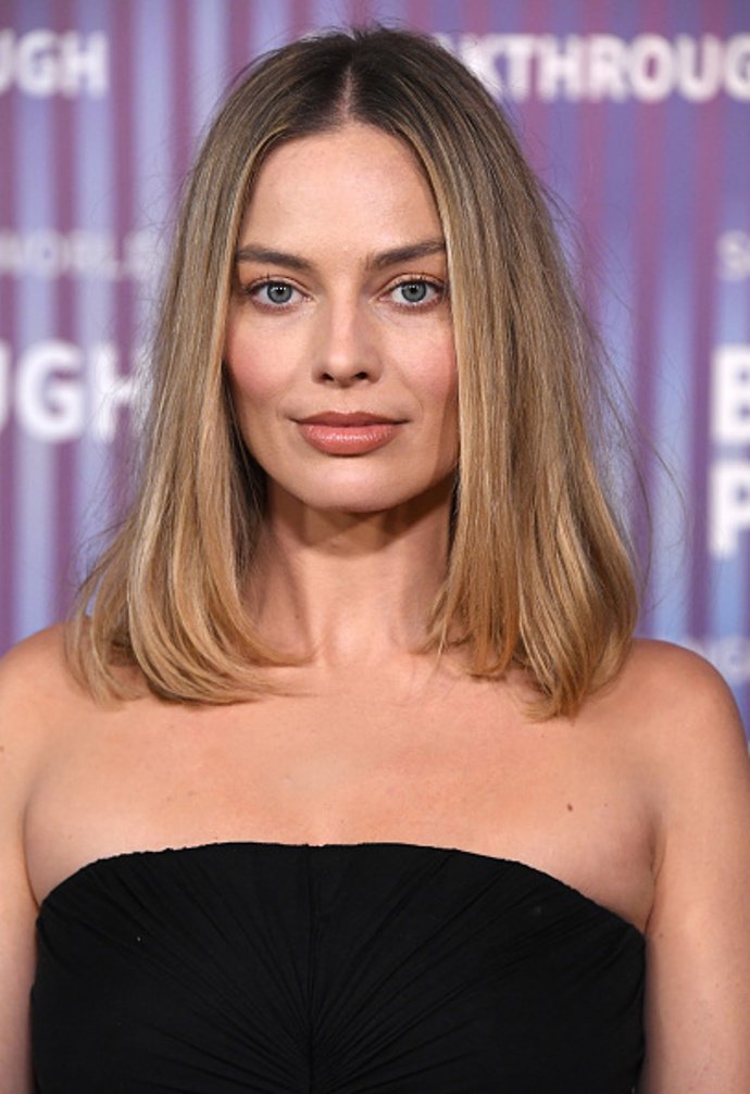 Margot Robbie na premiéře. 
