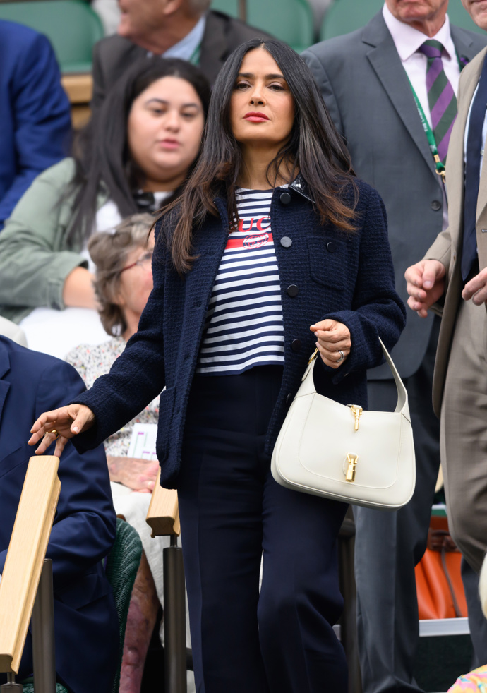  

Herečka Salma Hayek na Wimbledonu 2024
