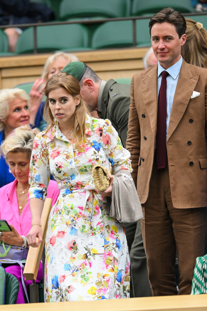  

Princezna Beatrice z Yorku a Edoardo Mapelli Mozzi na Wimbledonu 2024
