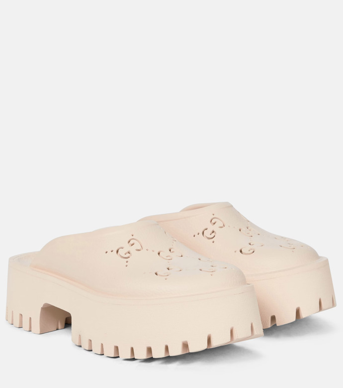 GG rubber clogs, Gucci, 12 572,- Kč
