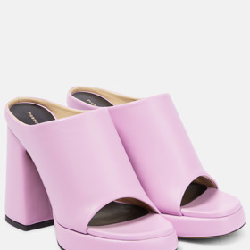 PROENZA SCHOULER platform mules, My Theresa, 6 043,- Kč
PROENZA SCHOULER platform mules, My Theresa, 6 043,- Kč