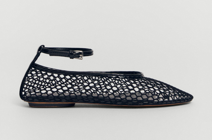  

Ballet flats with mesh bracelet, Mango, 1890 Kč
