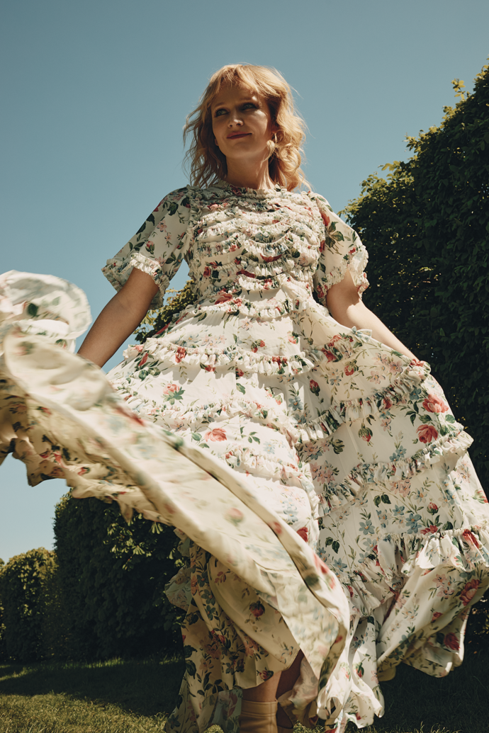 Šaty NEEDLE & THREAD, Zalando
