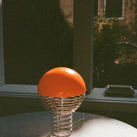 Verpan, Designová stolní lampa Wire, Westwing, 13 649 Kč
Verpan, Designová stolní lampa Wire, Westwing, 13 649 Kč