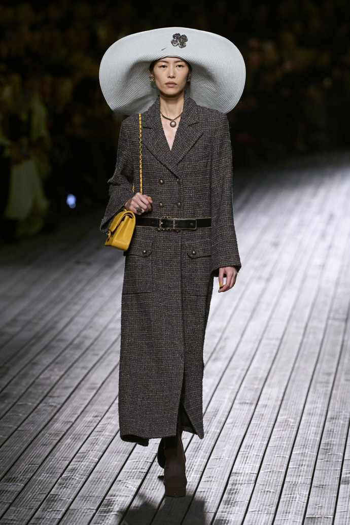  

Chanel
