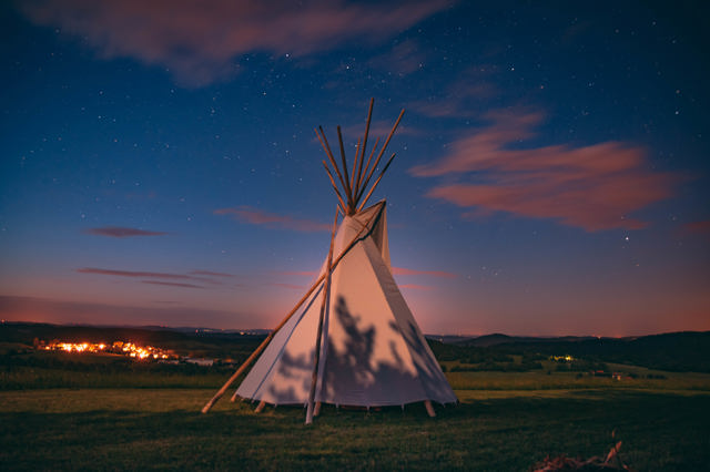 Teepee na vrchu
Teepee na vrchu