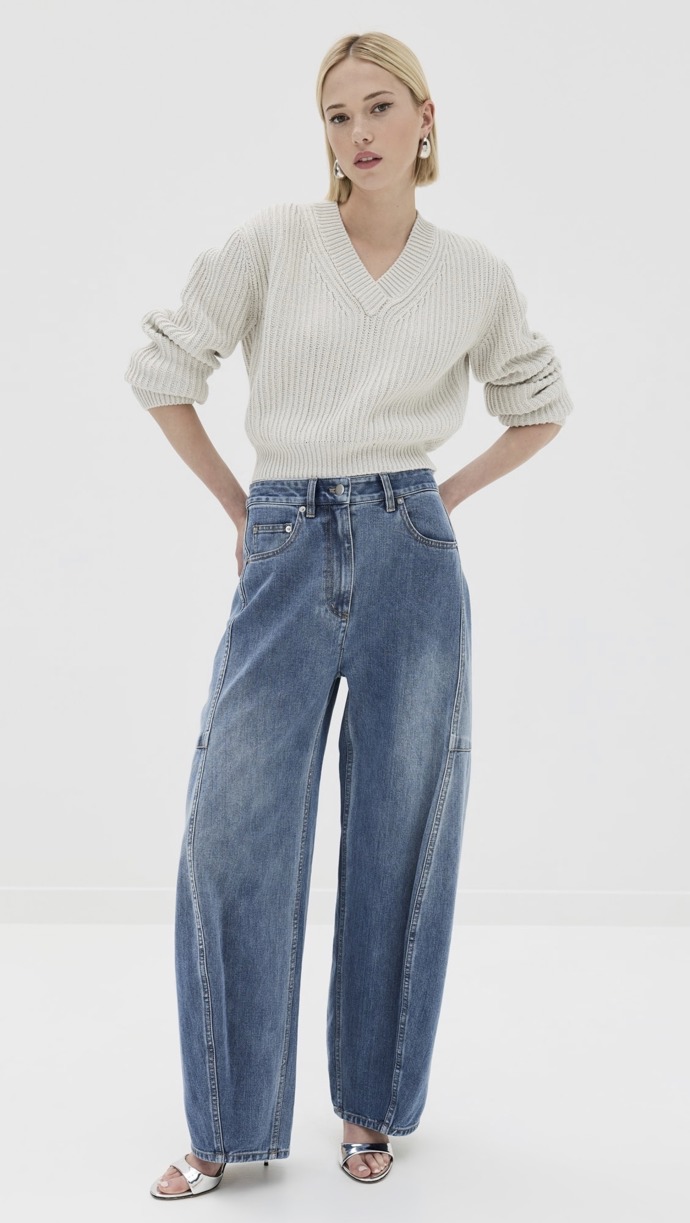 

Classic Wash Denim Sid Jeans, Tibi, 495 USD, prodává Shopbop
