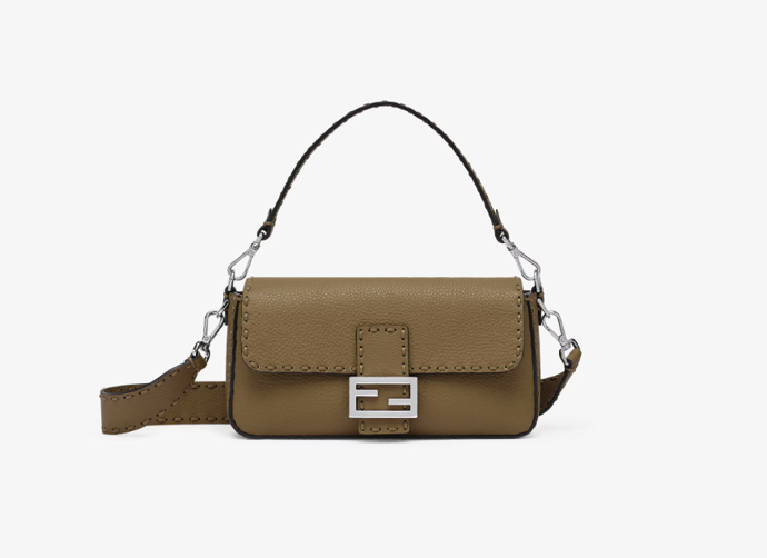  

Baguette Green Selleria bag, Fendi, 84 200 Kč
