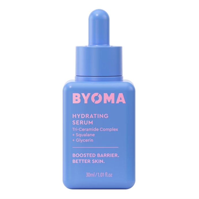  

Zklidňující péče o obličej Hydrating Serum, BYOMA, 450 Kč, prodává Sephora

Toto ultralehké vyživující sérum na obličej obsahuje ceramidy v kombinaci s účinným duem skvalanu a glycerinu pro doplnění vlhkosti pleti. Ztráta vody, v pleti, její zarudnutí, suchost a šupinatost jsou minimalizovány a pleť je okamžitě hladká, jemná a vyživená.
