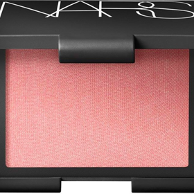 Tvářenka NEW Blush v odstínu Orgasm, NARS, 982 Kč
Tvářenka NEW Blush v odstínu Orgasm, NARS, 982 Kč