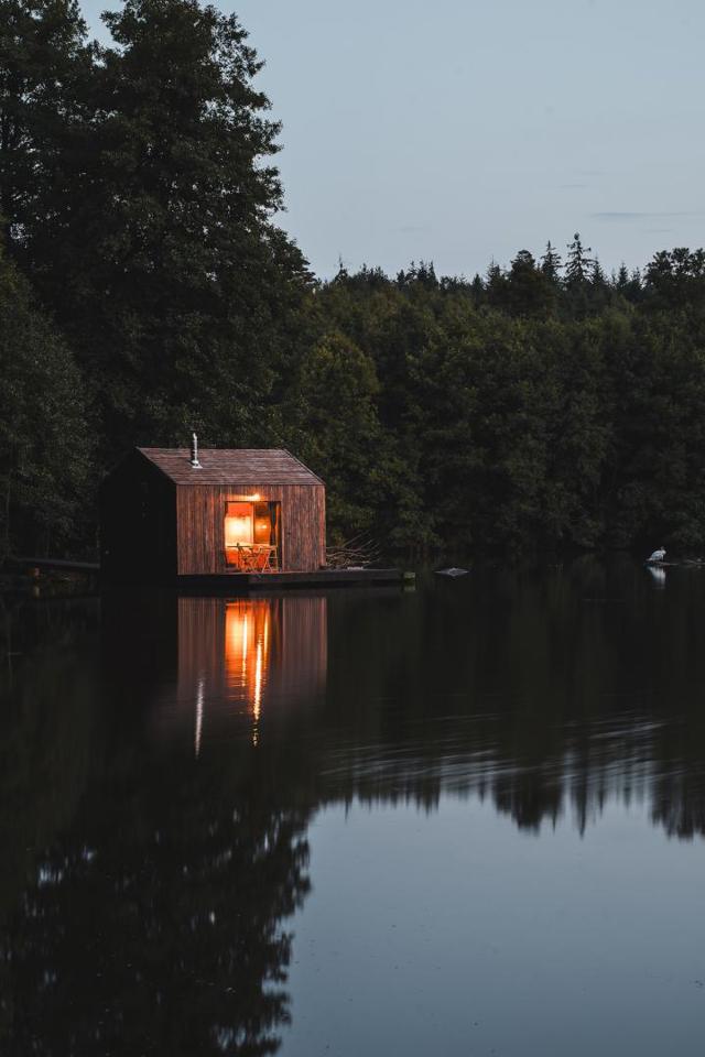 Floating cabins - Ferdinand
Floating cabins - Ferdinand