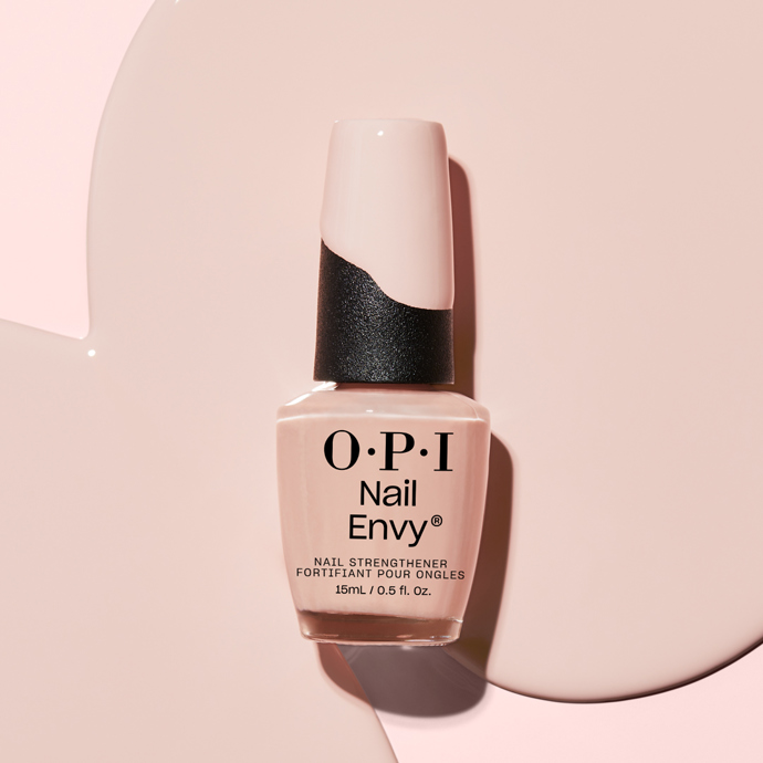Vyživující laky z řady Nail Envy, OPI