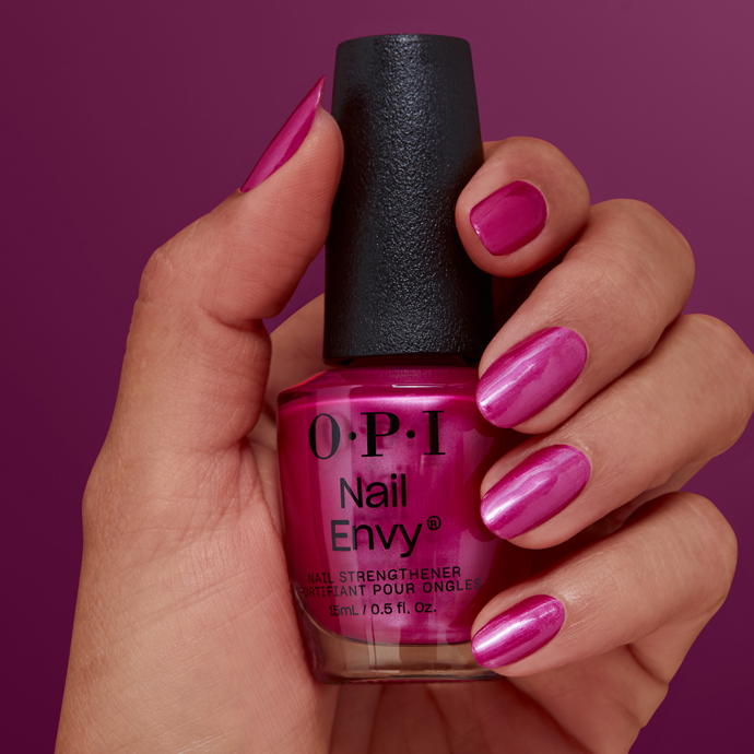 Vyživující laky z řady Nail Envy, OPI