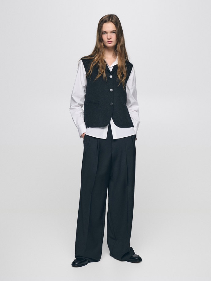 Massimo Dutti, Přiléhavá vesta z vlněné směsi, Massimo Dutti, 3 299 Kč