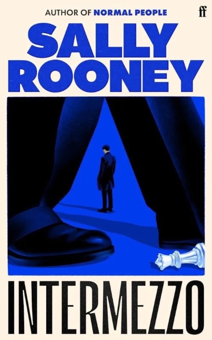  Román Intermezzo od Sally Rooney, 399 Kč, prodává Luxor