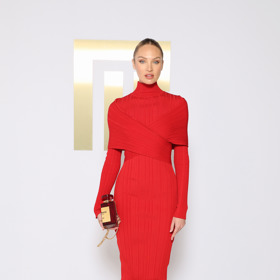  Candice Swanepoel během přehlídek na Paris Fashion Week 