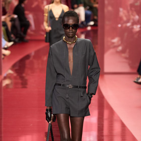  Prohlédněte si kolekci Gucci Spring Summer 2025...