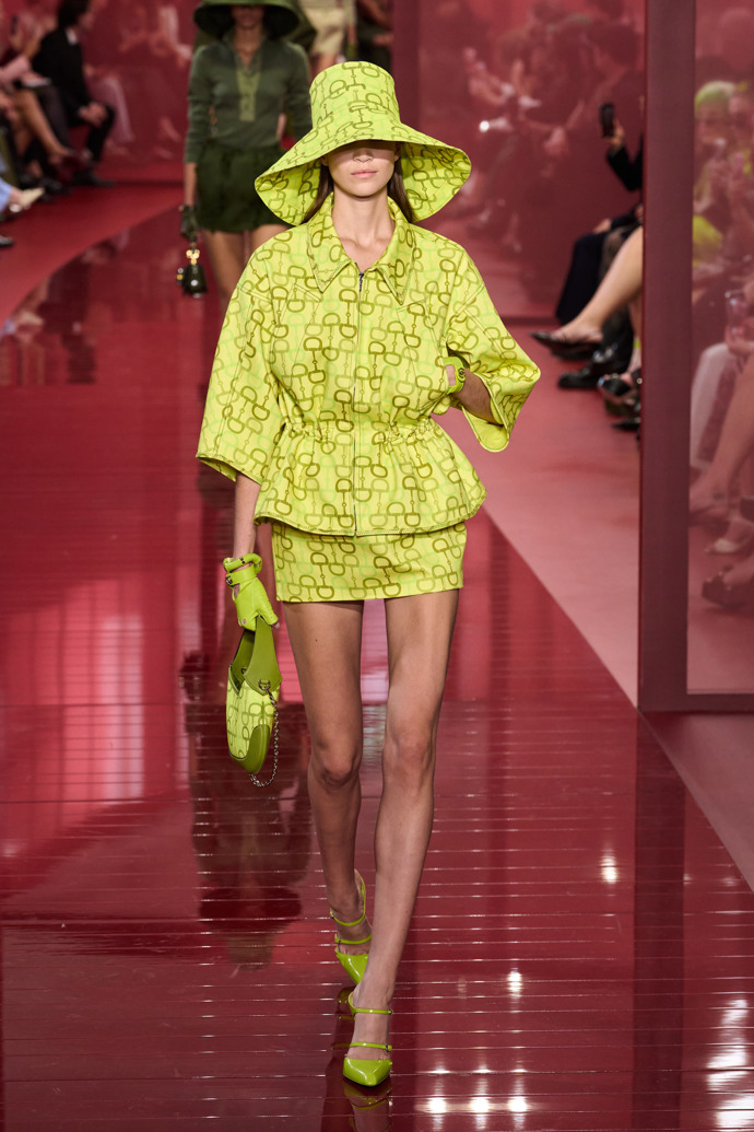  Prohlédněte si kolekci Gucci Spring Summer 2025...