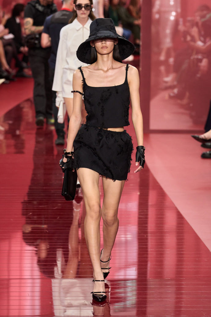  Prohlédněte si kolekci Gucci Spring Summer 2025...