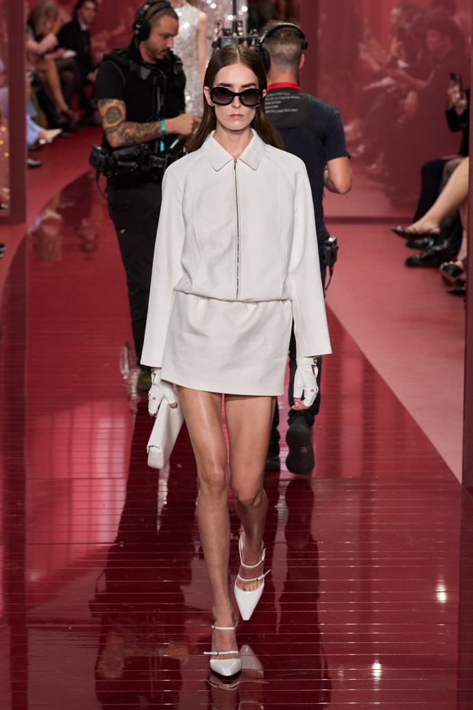  Prohlédněte si kolekci Gucci Spring Summer 2025...
