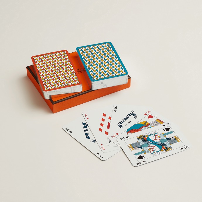  Set hracích karet, Hermès, 3 700 Kč