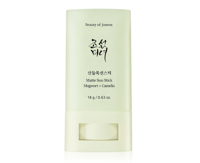  Matte Sun Stick Mugwort + Camelia, Beauty of Joseon, 391 Kč, prodává Notino