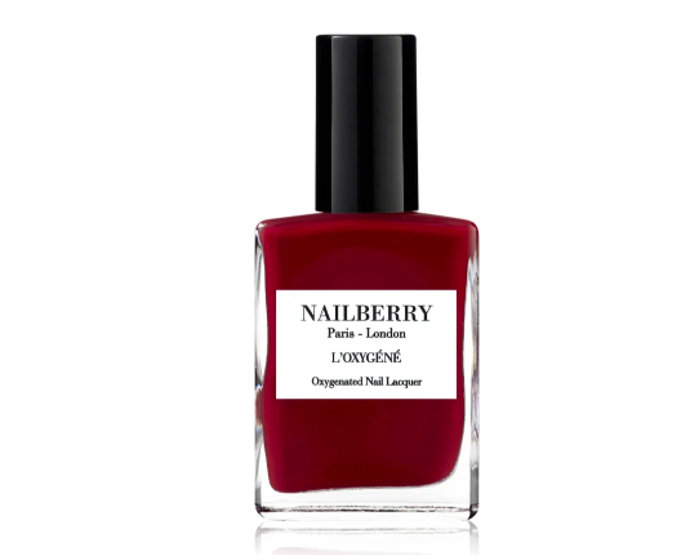  Lak na nehty L'Oxygéné, ods. Le Temps Des Cerises, Nailberry, 519 Kč, prodává Notino.cz