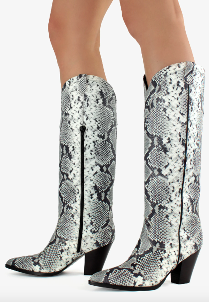  Kovbojské boty - snake, tuiggi Milano, 12 290 Kč, prodává Zalando.cz