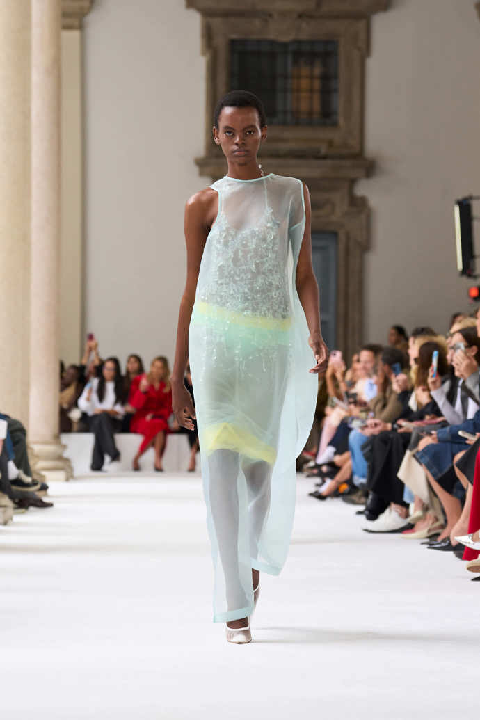  Prohlédněte si kolekci Sportmax Spring Summer 2025...