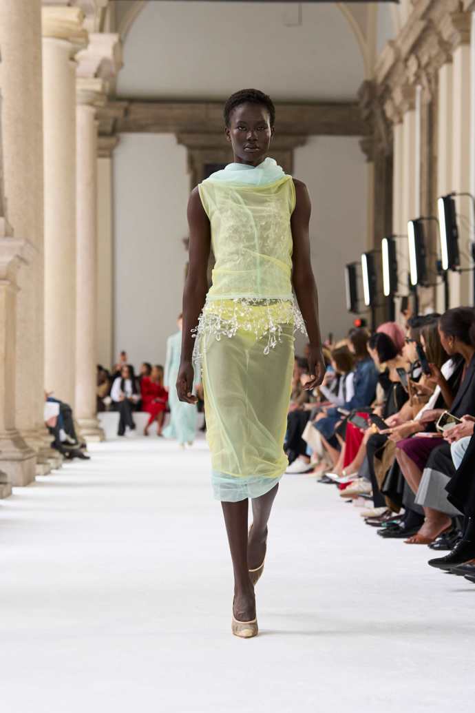  Prohlédněte si kolekci Sportmax Spring Summer 2025...