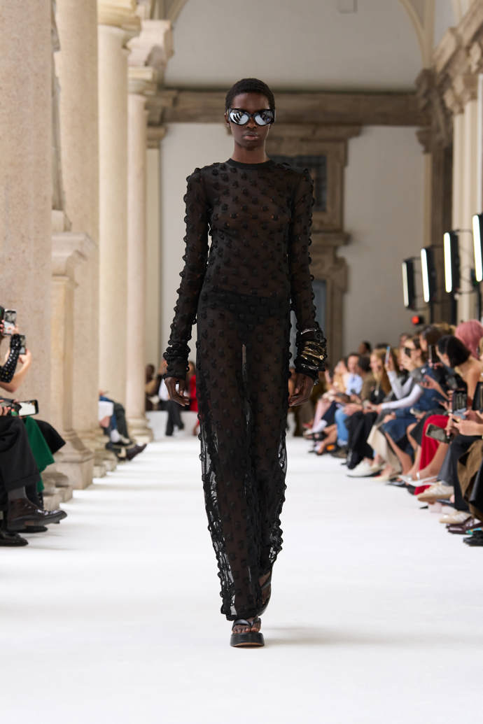  Prohlédněte si kolekci Sportmax Spring Summer 2025...