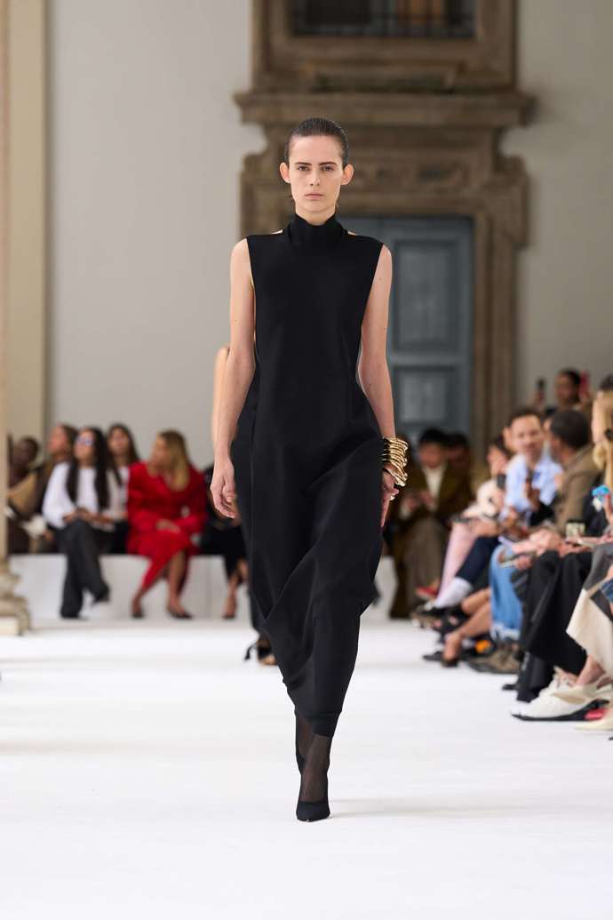  Prohlédněte si kolekci Sportmax Spring Summer 2025...