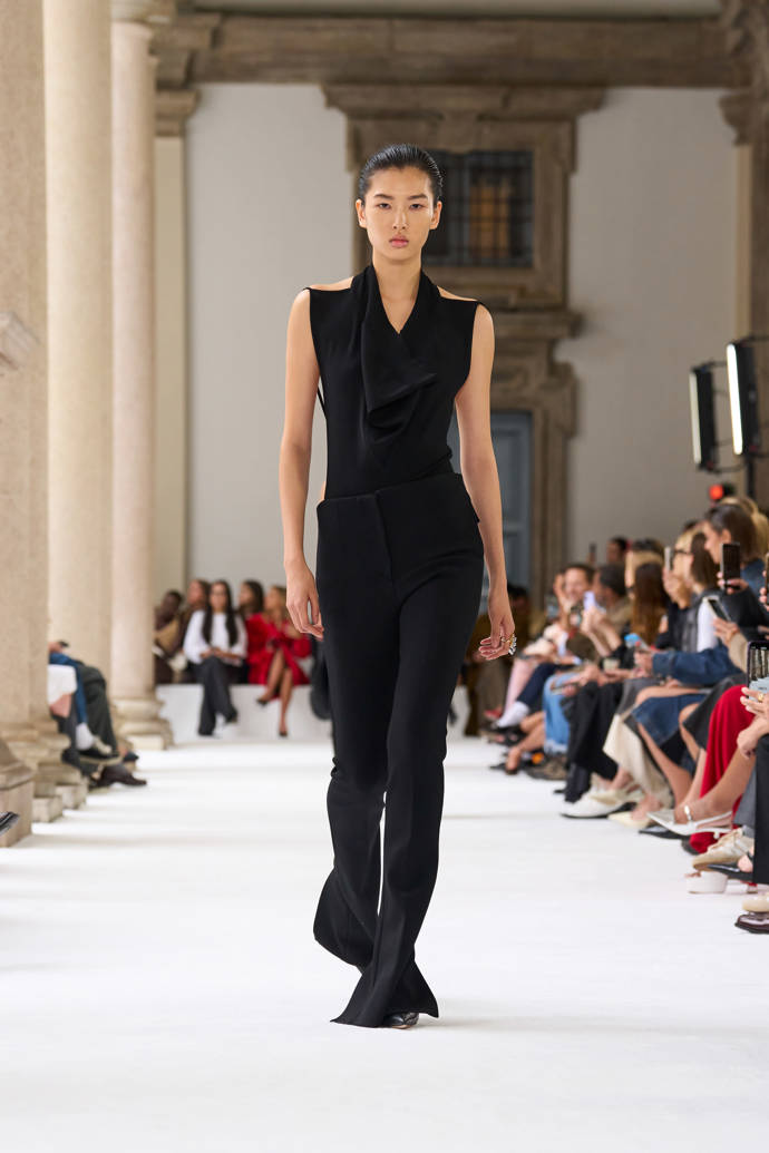 Prohlédněte si kolekci Sportmax Spring Summer 2025...
