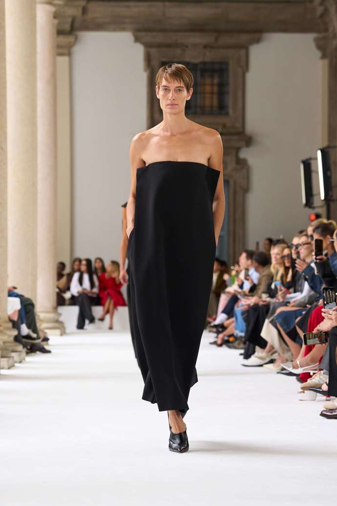  Prohlédněte si kolekci Sportmax Spring Summer 2025...