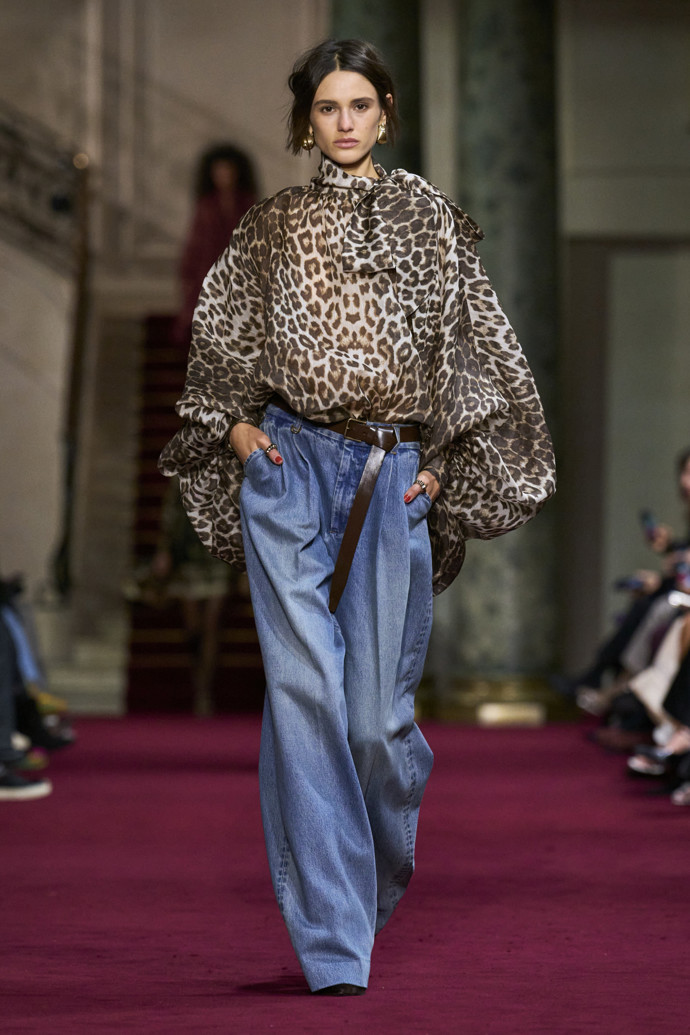 Nenápadný leopard