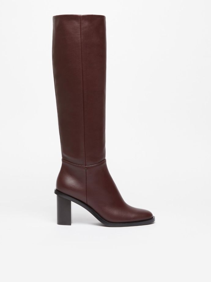 Vysoké kožené boty, Max Mara, 30 400 Kč