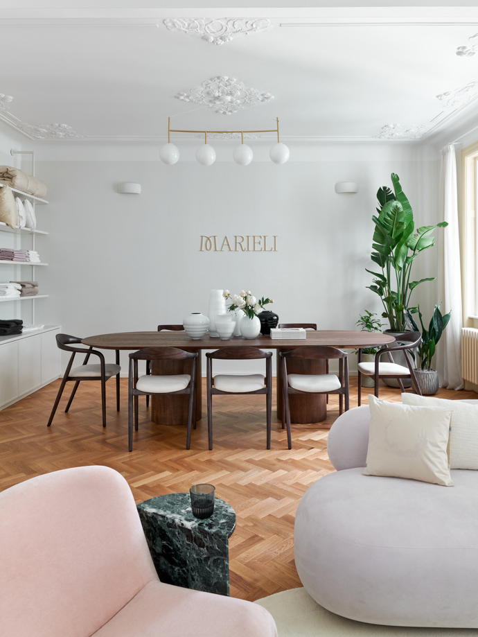 Marieli, Atelier Monday