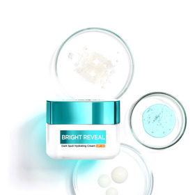 Pleťová péče Bright reveal od L'Oréal Paris Pleťová péče Bright reveal od L'Oréal Paris