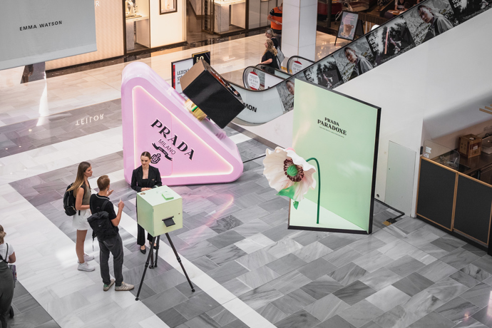  Prezentace vůně Prada Paradoxe Virtual Flower