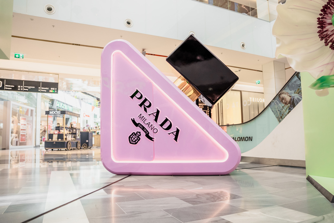  Prezentace vůně Prada Paradoxe Virtual Flower