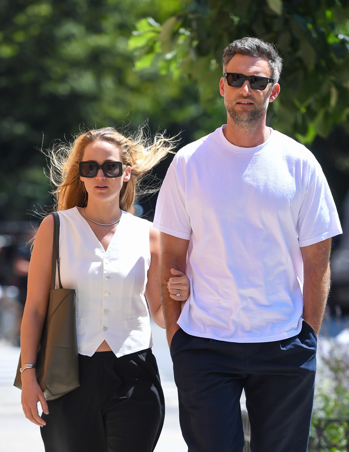  Jennifer Lawrence and Cooke Maroney