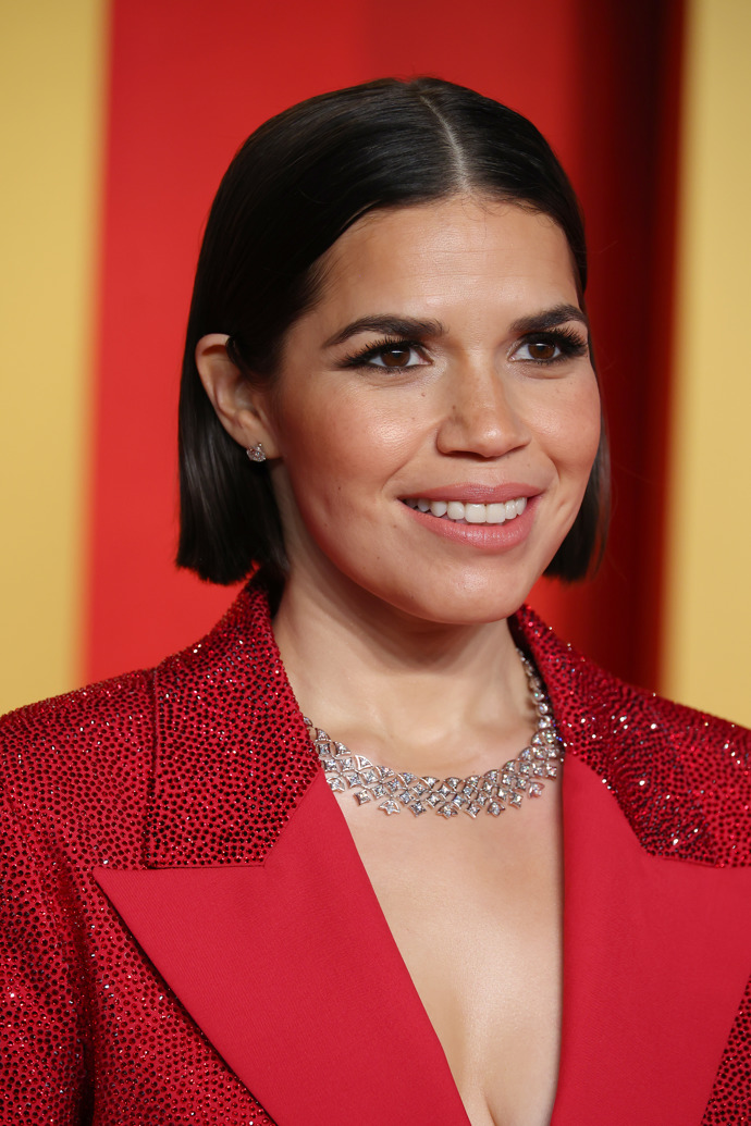  America Ferrera ve svém micro bobu
