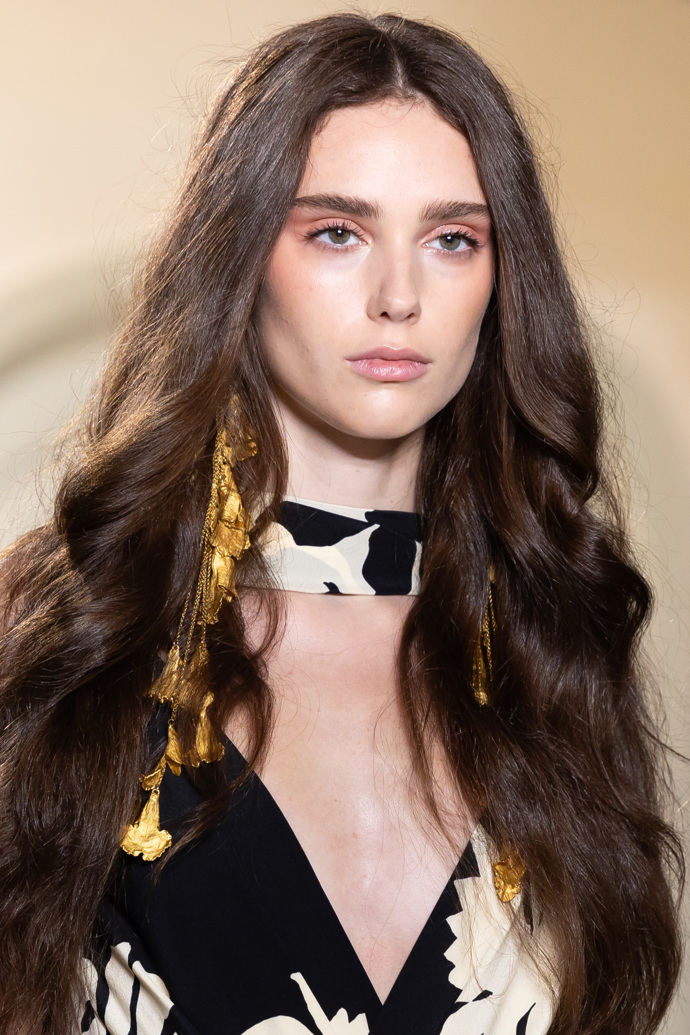  Trend lesklých vlasů hair gloss 