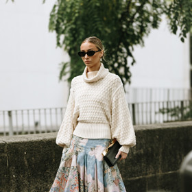 Áčková sukně, streetstyle Áčková sukně, streetstyle