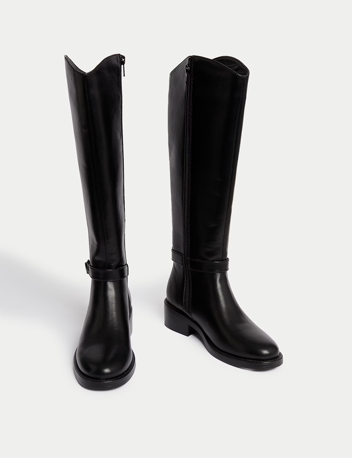 Jezdecká obuv ke kolenům, Marks and Spencer, 2 099 Kč