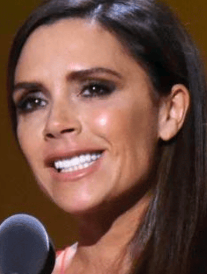  Victoria Beckham s fazetami 