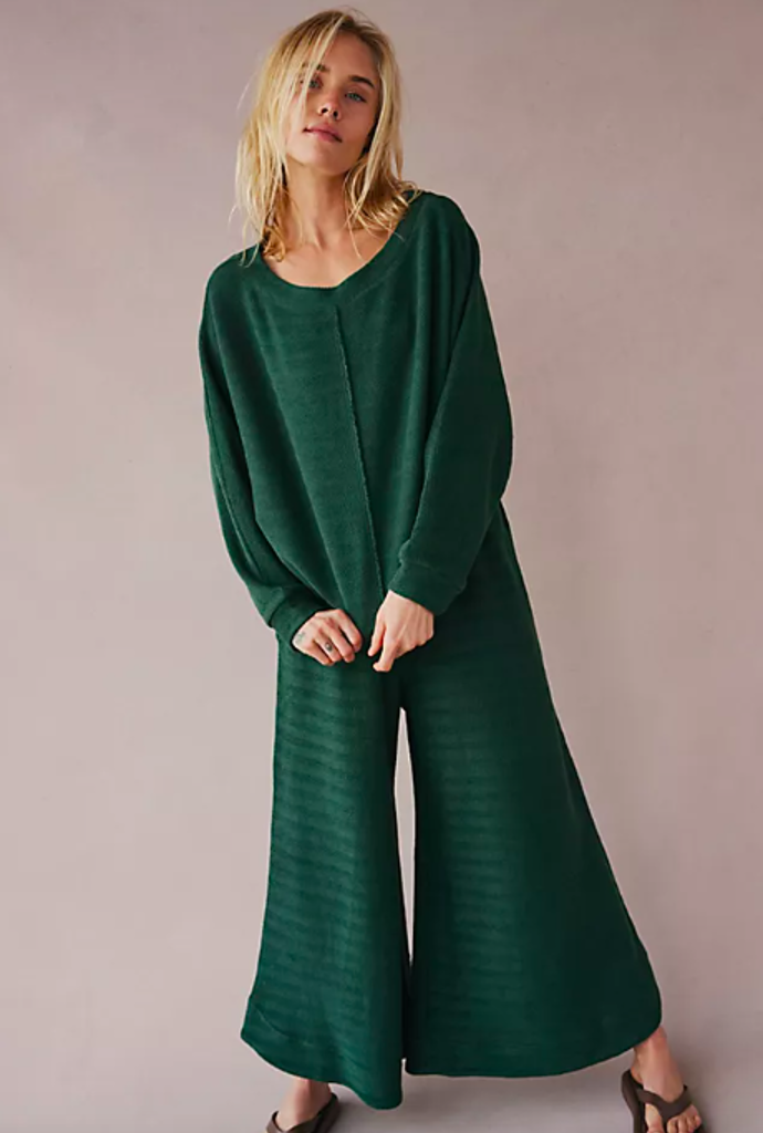  Set z volných kalhot a svetru, 2 989 Kč, Free People