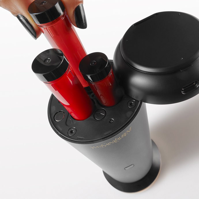 Novinky od YSL: inovativní metoda Beauty Tech Rouge Sur Mesure