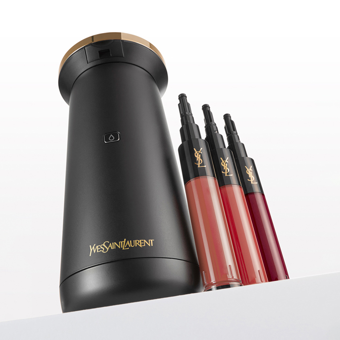  Novinky od YSL: inovativní metoda Beauty Tech Rouge Sur Mesure 