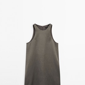 Saténové mini šaty, Massimo Dutti, 2499 Kč Saténové mini šaty, Massimo Dutti, 2499 Kč
